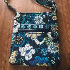 Vera Bradley Cross Body